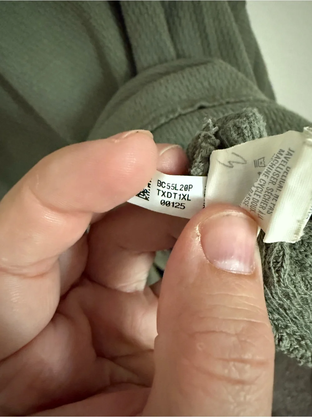 Cute Distressed Aerie Olive Green Waffle Knit Crewneck Sweater